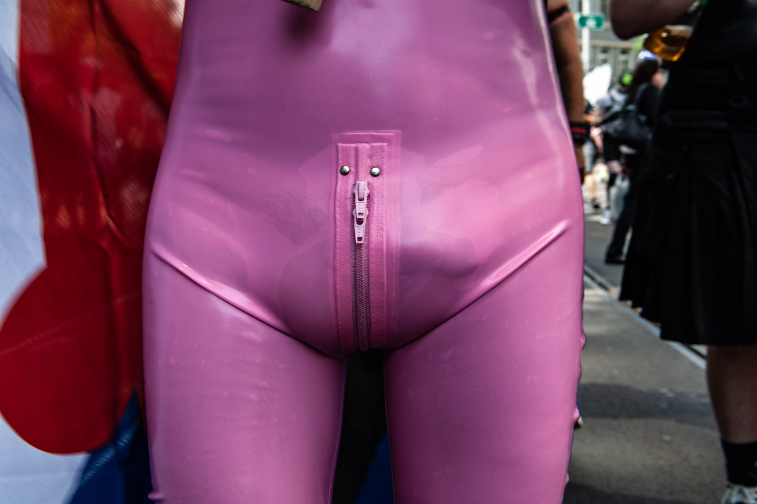 Zurich pride festival 2018 hochzeitsfotograf zurich bern geneva basel lausanne winterthur luzern switzerland wedding photographer street photojournalist 077