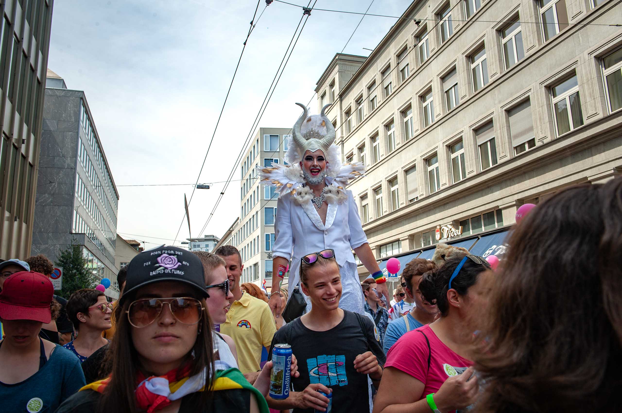 Zurich pride festival 2018 hochzeitsfotograf zurich bern geneva basel lausanne winterthur luzern switzerland wedding photographer street photojournalist 092